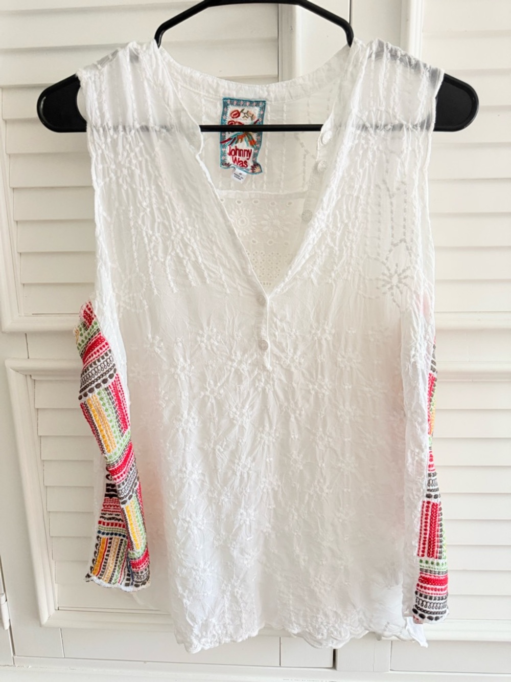 Johnny Was Turia White Embroidered Eyelet Boho Tank Top Medium Excellent - Picture 9 of 17